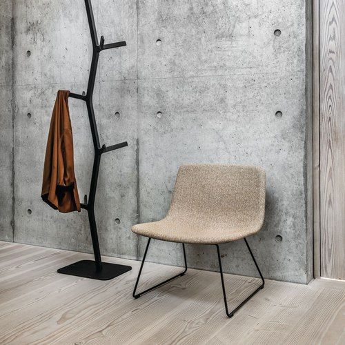 Pato Lounge Sled by Fredericia