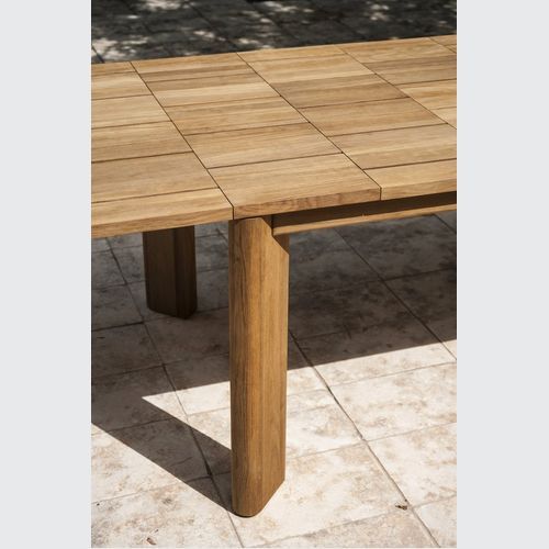 Brick Extendable Table by Roda