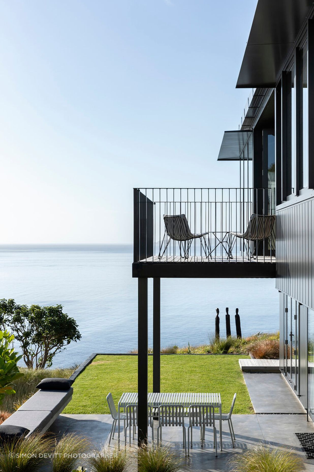 The floorplates are offset and arranged to direct views out to the sea from every room.