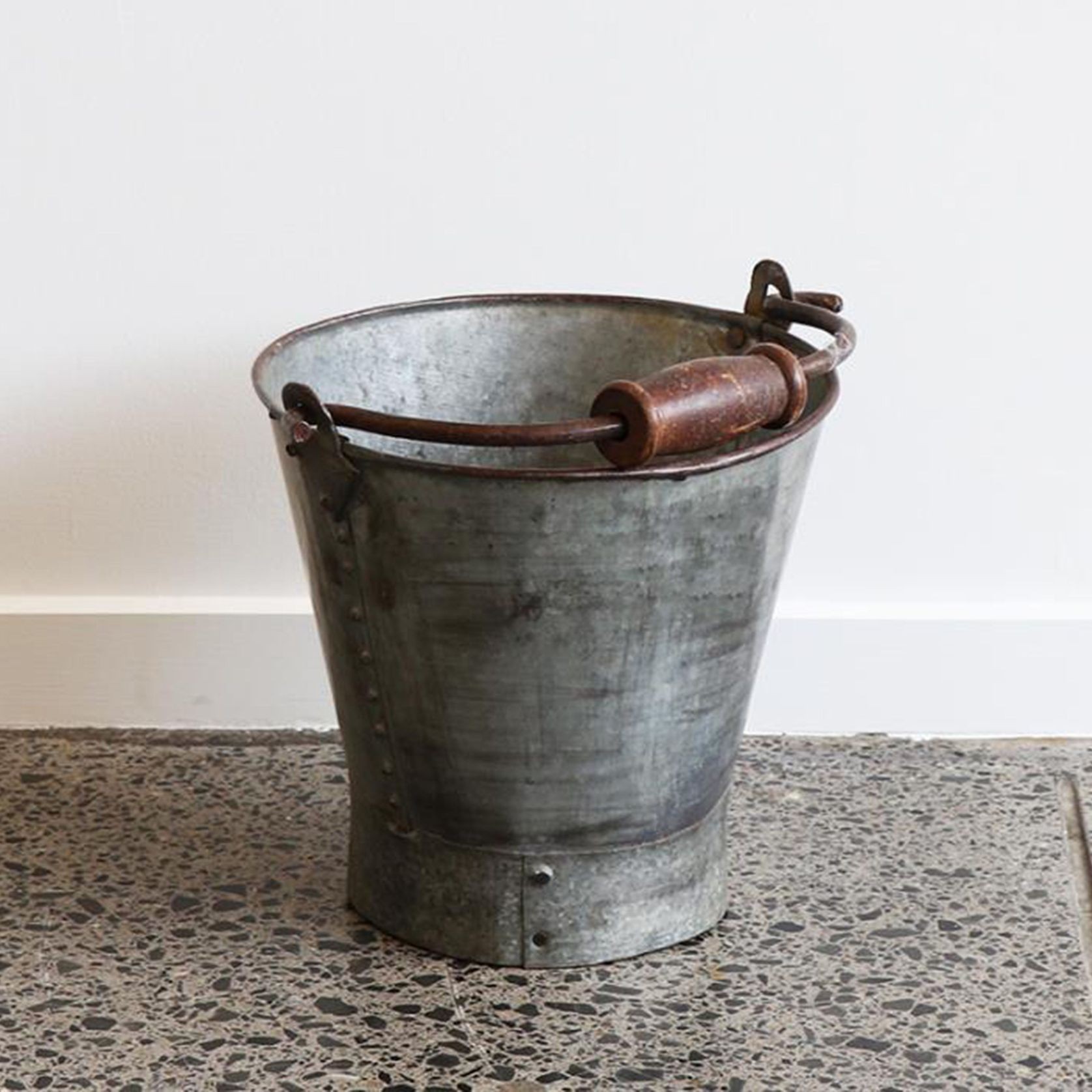 Original Puri Iron Bucket - Small gallery detail image