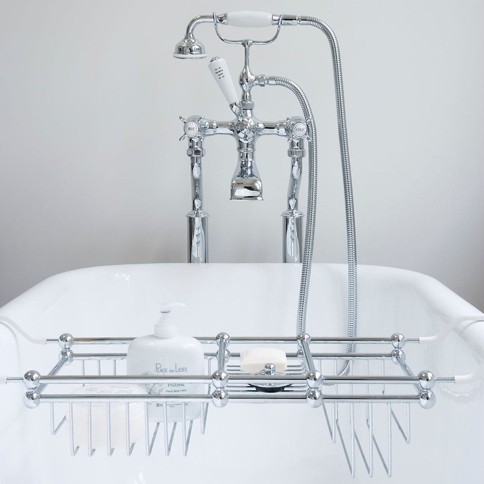 Perrin & Rowe Classical Bath Filler With Levers gallery detail image