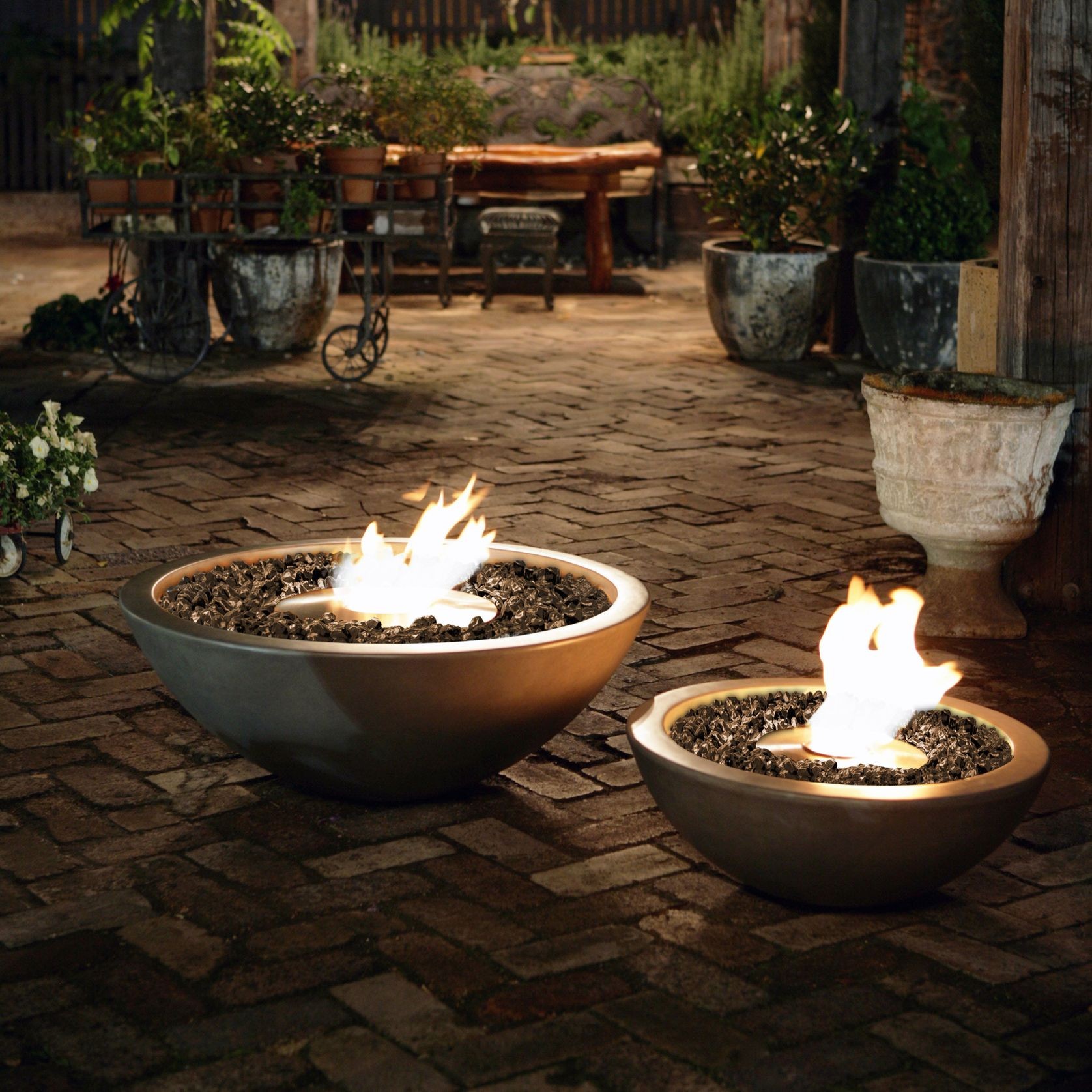 EcoSmart™ Mix 600 Concrete Fire Pit Bowl gallery detail image