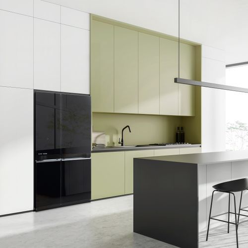 L4 Quad Door Refrigerator